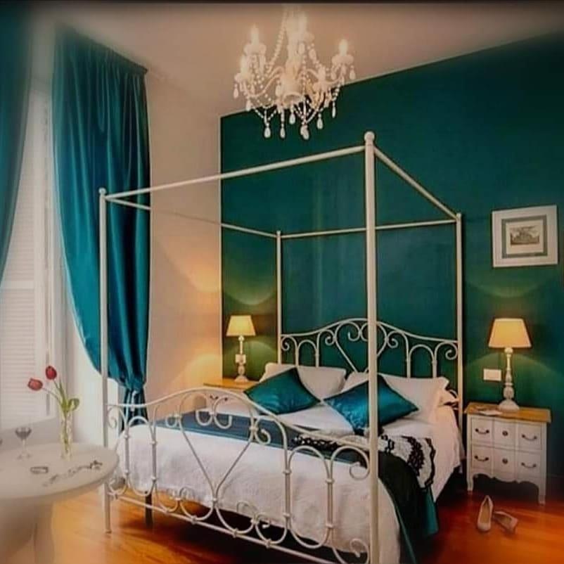 Le Caserie Di Charme Bed & Breakfast 3*